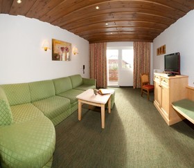 Ski-in-Ski-Out Hotel Garni Berghof