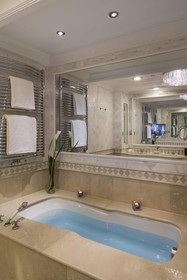 Falkensteiner Schlosshotel Velden