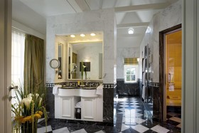 Falkensteiner Schlosshotel Velden