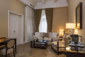Falkensteiner Schlosshotel Velden