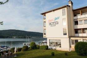 Tennis & Yacht Hotel
