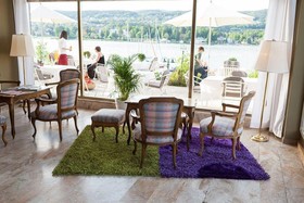 Tennis & Yacht Hotel