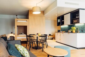 harry's home Villach