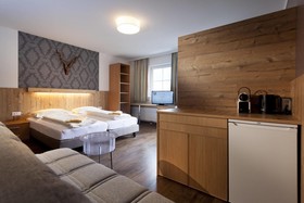 AlpenParks Hotel & Apartment Montana Matrei