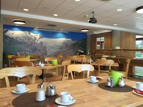 AlpenParks Hotel & Apartment Montana Matrei