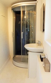 Roomantic Apartments
