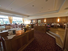 Gartenhotel & Weingut Pfeffel