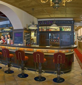 Hotel Post - Hönigwirt