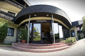 Tennis- Und Freizeitzentrum Neudoerfl