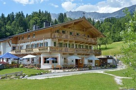 Bauernhof Haflingertränke