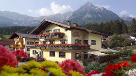 Landhotel Föhrenhof