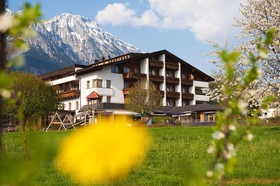 Landgasthof & Hotel Bogner