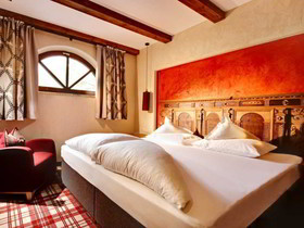 Hotel Berghof Crystal Spa & Sports