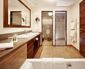 Hotel Berghof Crystal Spa & Sports