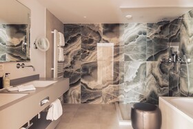 Hotel Schöne Aussicht