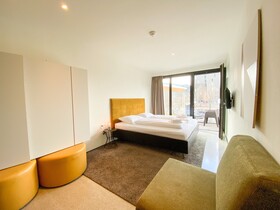 B(l)ackhome City Apartments