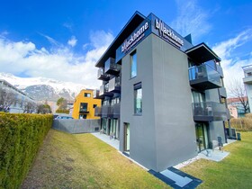 B(l)ackhome City Apartments