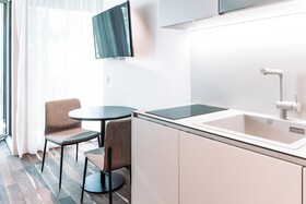 Blackhome Innsbruck City South