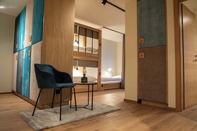 Roomie Alps Design Hostel
