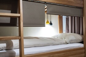 Roomie Alps Design Hostel