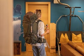 Roomie Alps Design Hostel