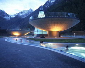 Aqua Dome