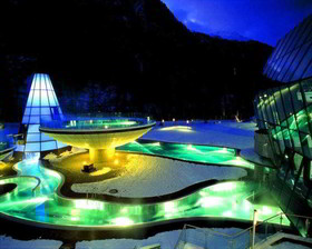 Aqua Dome