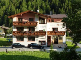 Landhaus Schöpf und Haus Alpina