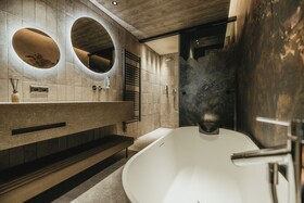 Black Eagle Luxury Appartements