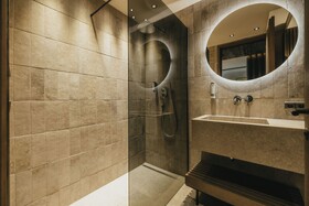 Black Eagle Luxury Appartements