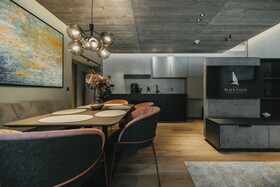 Black Eagle Luxury Appartements