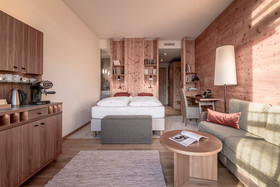 Nidum Casual Luxury Hotel