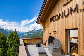 Hotel Regnum Zegg