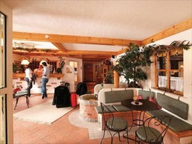 Burghotel Alpenglühn