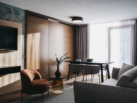 The Crystal VAYA Unique