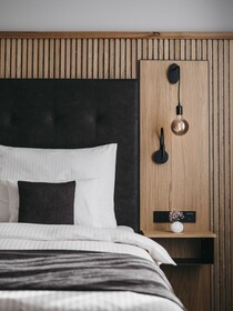 The Crystal VAYA Unique