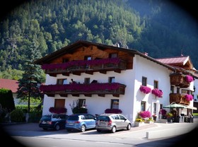 Gaestehaus Schrott