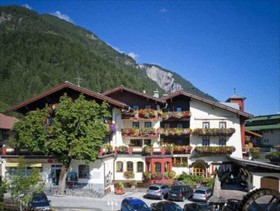 Hotel & Appartements Alpenrose