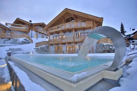 Mountains Hotel