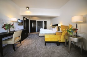 Mountains Hotel