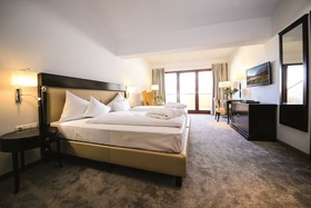 Mountains Hotel