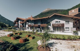Castello Falkner Chalets & Residences