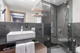 Castello Falkner Chalets & Residences