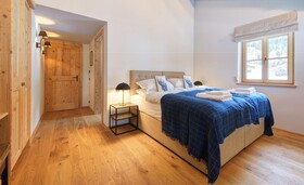 Chalet Silver Fox
