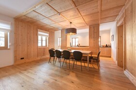 Chalet Silver Fox