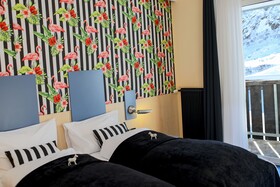 Hit the Sky Sporthotel