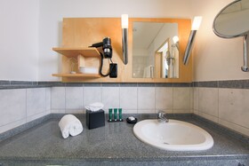 Hit the Sky Sporthotel