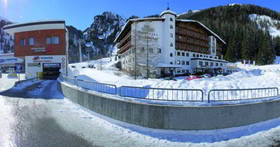 VALARA Alpine Art Hotel