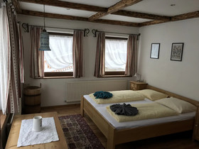 Tuxie Haus