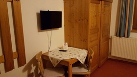 Hotel Guesthouse Almrose